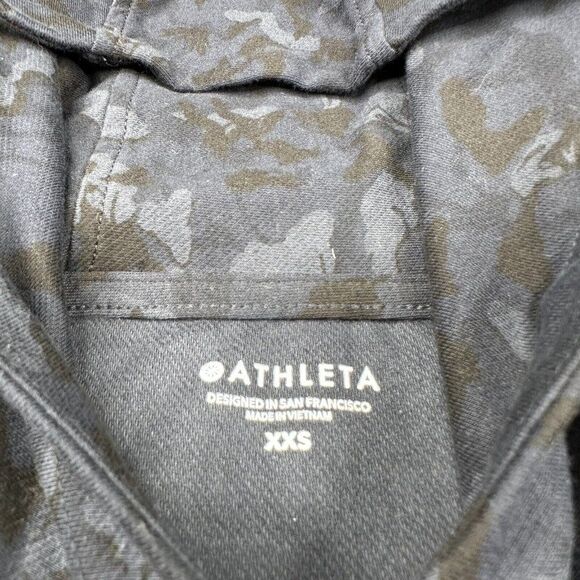 Athleta Farallon Cropped Sweatshirt Blue Camo - Picture 5 of 11